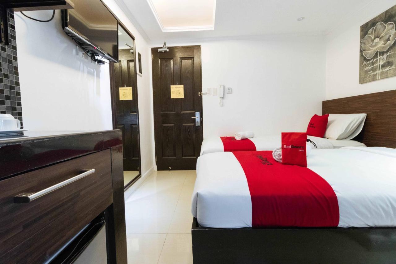 Reddoorz Plus @ Poblacion Makati Makati City Zewnętrze zdjęcie