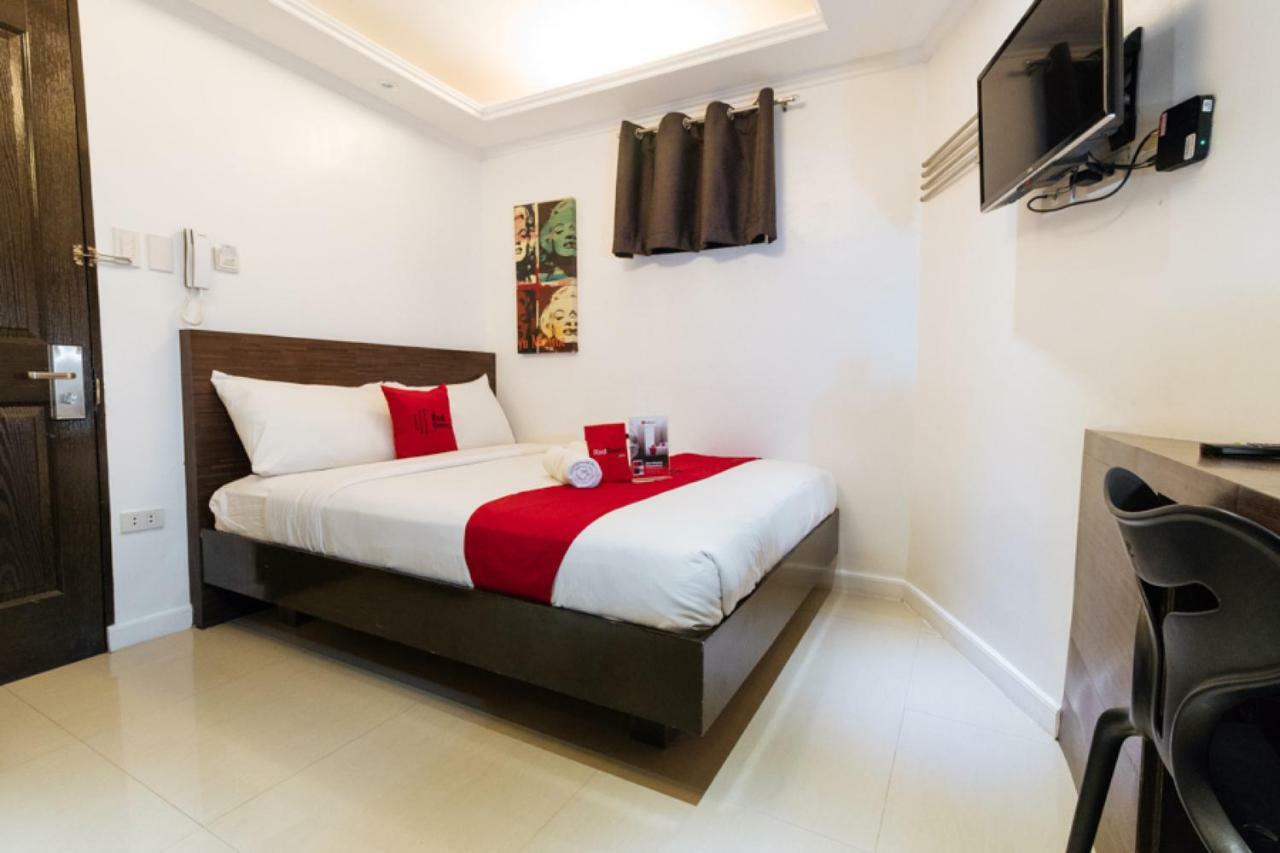 Reddoorz Plus @ Poblacion Makati Makati City Zewnętrze zdjęcie